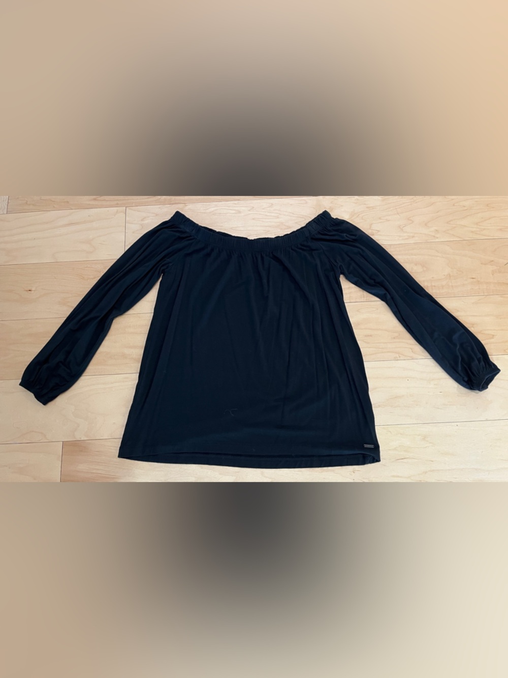 Hollister Black long-sleeve off the shoulder shirt